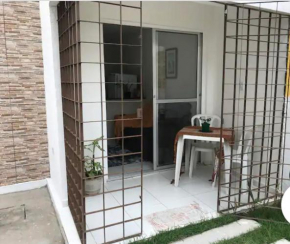 CASA COMPACTA NO PRIVÊ COQUEIRAL COM GARAGEM
